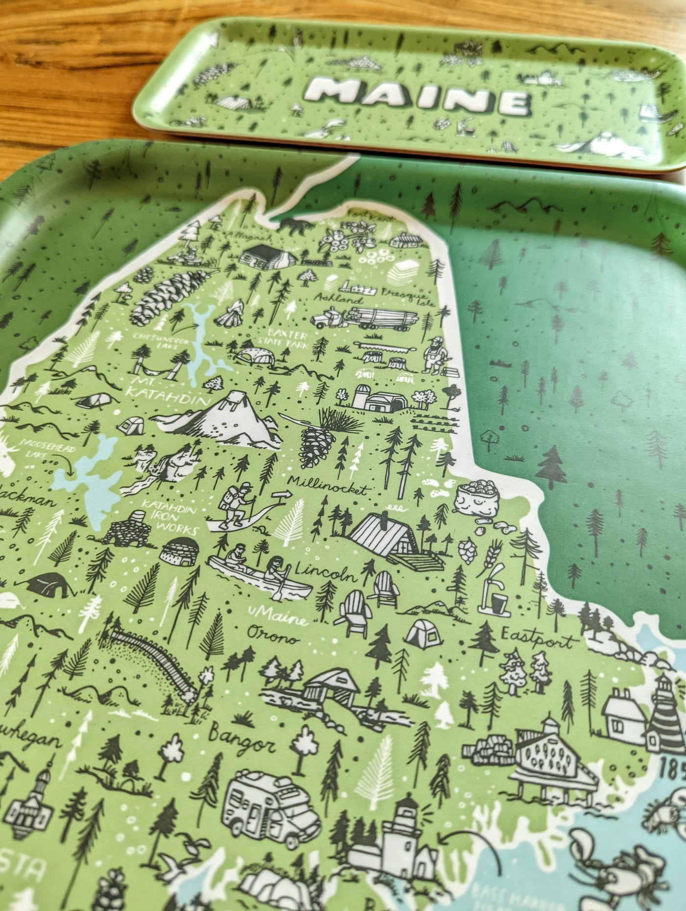 State of Maine Illustrated Birch Trays by Brainstorm